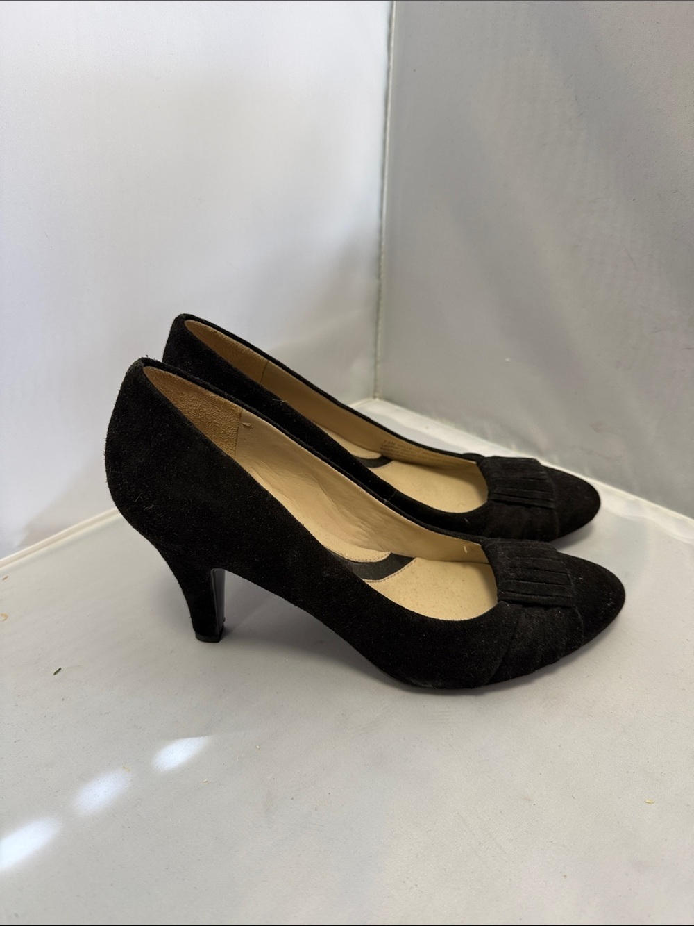 Naturalizer Black Suede Mid Heel Pumps with Pleated Toe